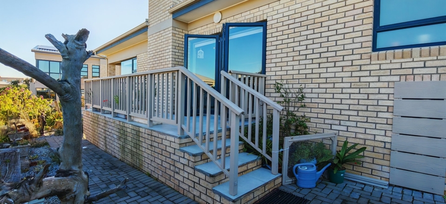 3 Bedroom Property for Sale in Dana Bay Western Cape